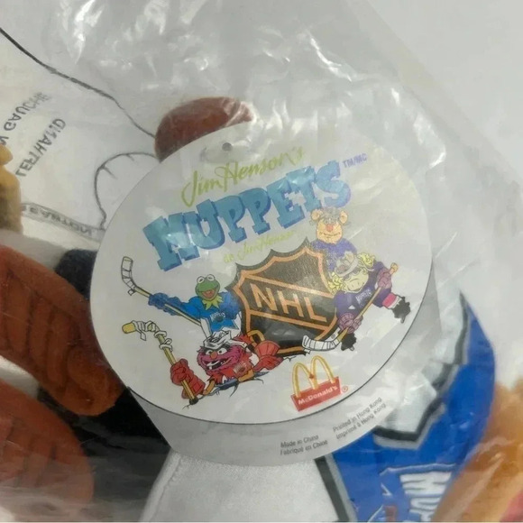Fozzie Vintage NHL McDonald's Muppets Conference Plushie. New In Bag. 1995 - Picture 4 of 4